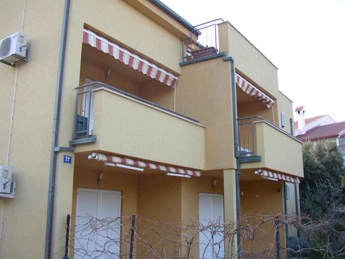 Apartments Jtv Simuni Kolan Exteriör bild